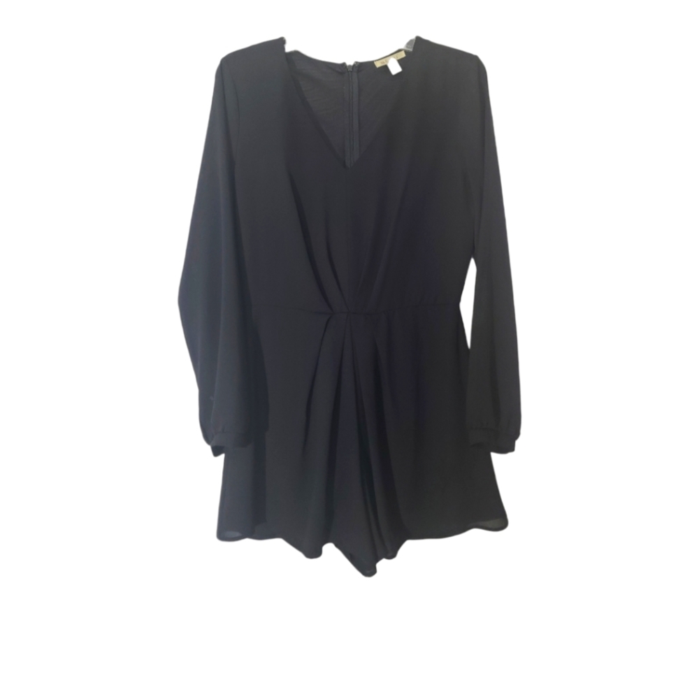 Mi ami | Dressy Shorts Romper Sz M
